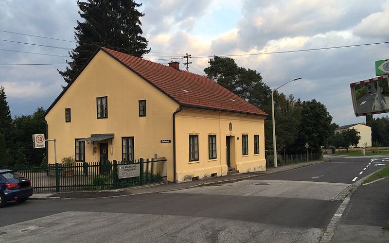 Zwangsversteigerung Bebautes Grundstück (Zweifamilienhaus) in 74889 Sinsheim