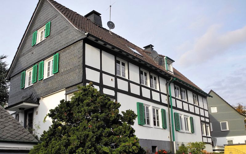 Zwangsversteigerung Doppelhaushälfte  in 97500 Ebelsbach